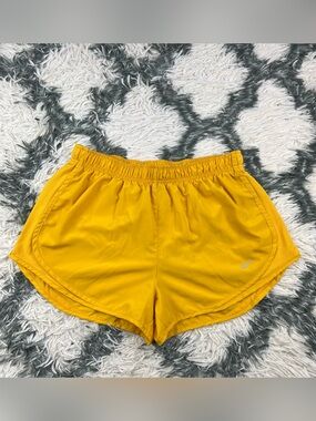 Nike Tempo Dri-FIT Women’s Yellow Running Shorts Size Large